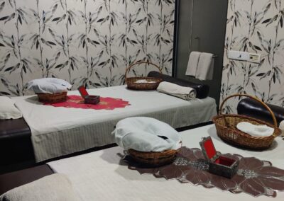 Couple Spa Room at White N Bright Spa in Thane
