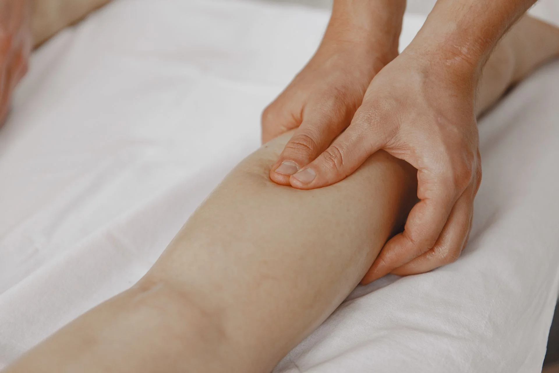 balinese-massage-thane-white-n-bright Balinese massage at White N Bright Spa Thane West